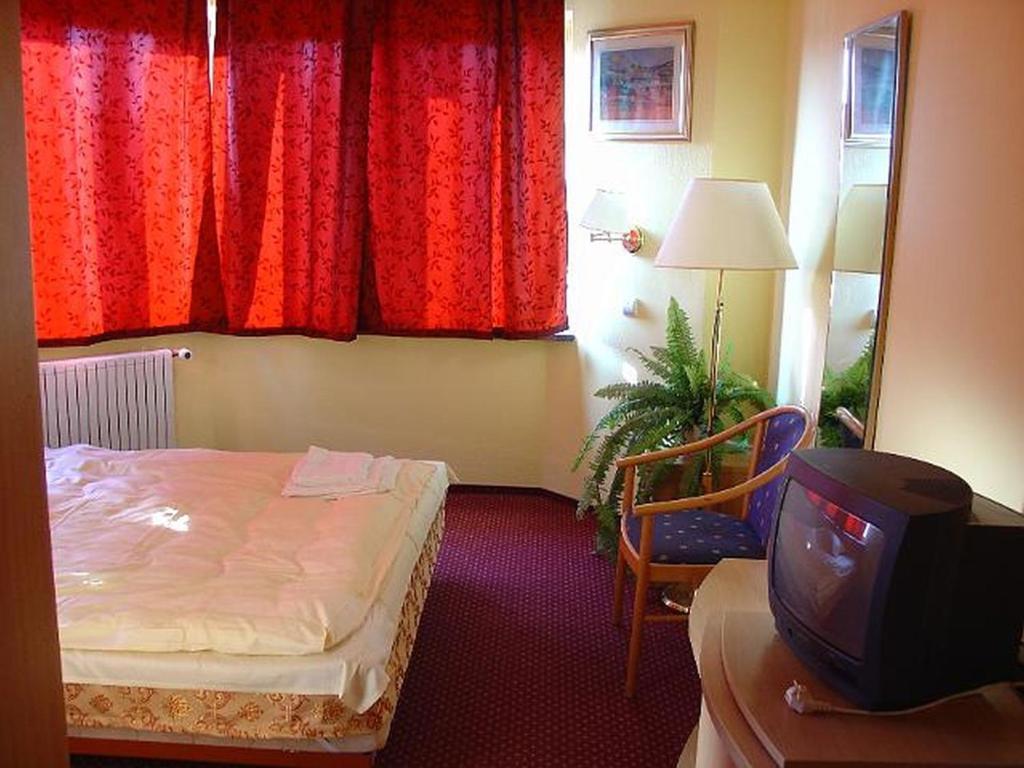 Hotel Rezydencja Parkowa Varšava Pokoj fotografie
